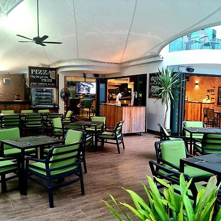 Patong Lets Phuket Twin Sands Resort & Spa מראה חיצוני תמונה
