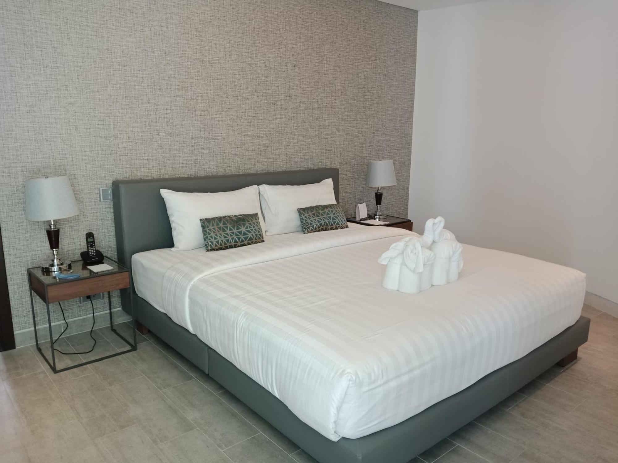 Patong Lets Phuket Twin Sands Resort & Spa מראה חיצוני תמונה