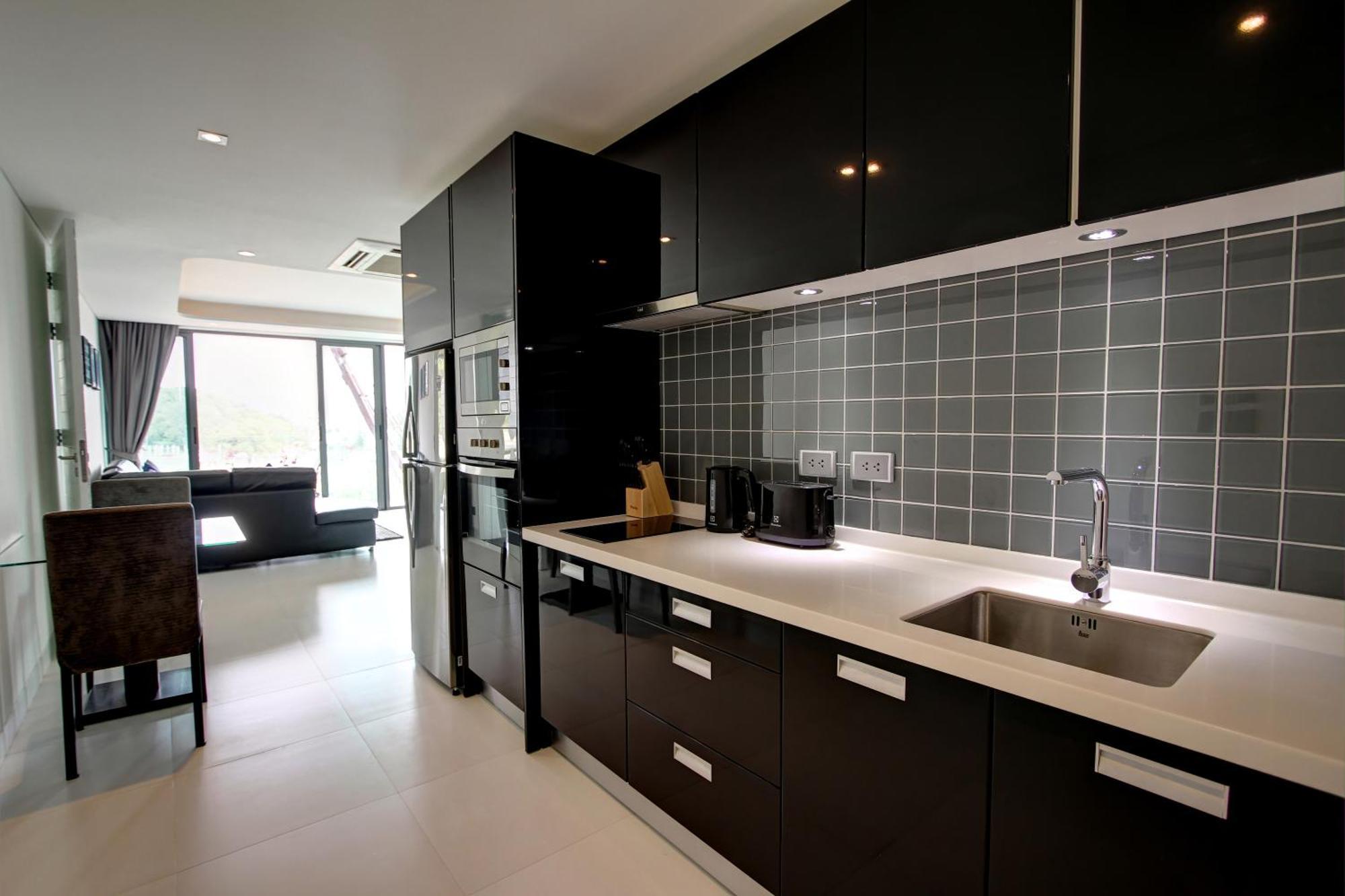 Patong Lets Phuket Twin Sands Resort & Spa מראה חיצוני תמונה